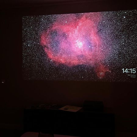 Stylish Apartment With Video Projector Bucarest Esterno foto