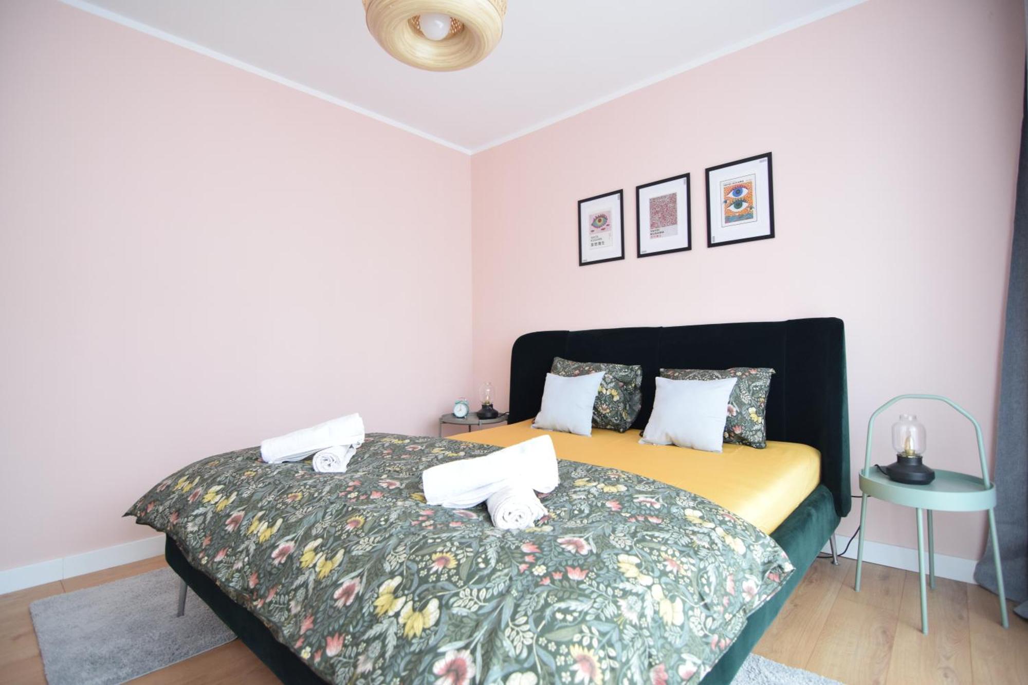 Stylish Apartment With Video Projector Bucarest Esterno foto