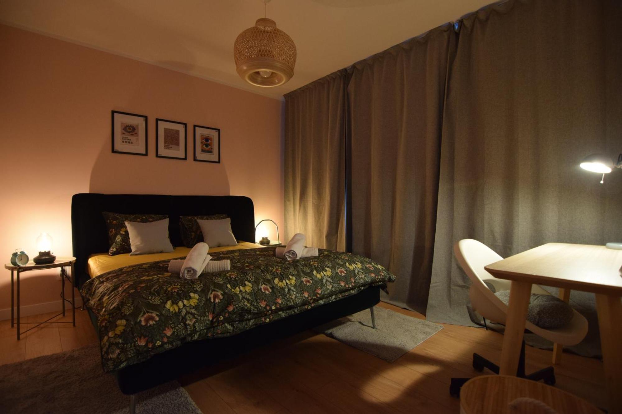 Stylish Apartment With Video Projector Bucarest Esterno foto