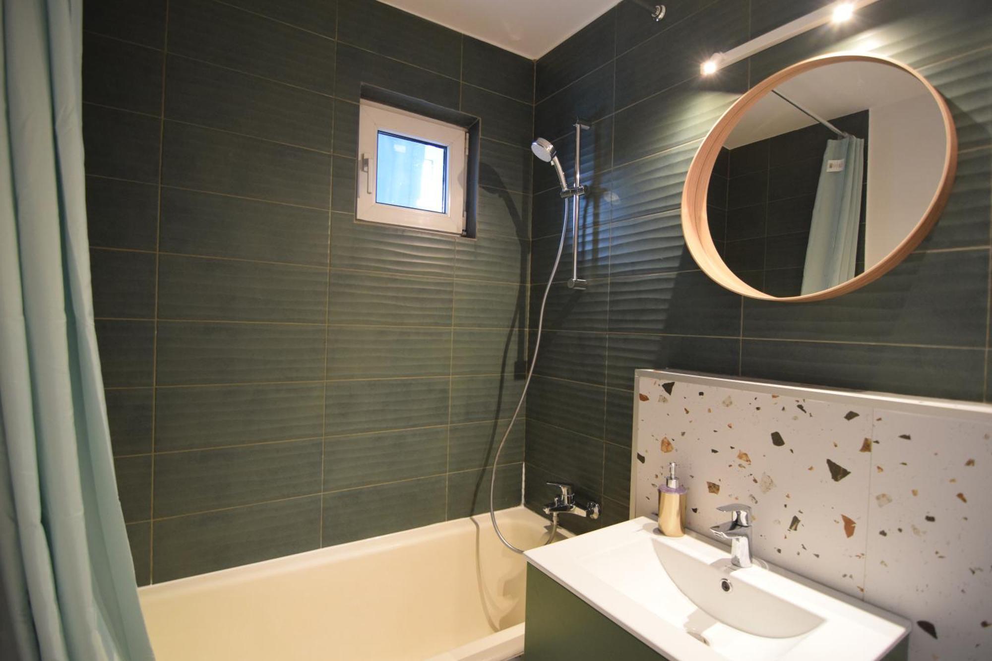 Stylish Apartment With Video Projector Bucarest Esterno foto