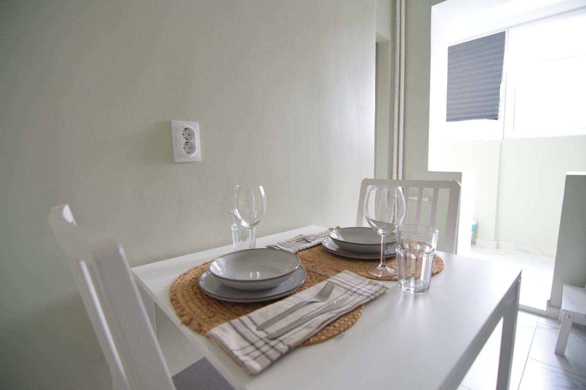 Stylish Apartment With Video Projector Bucarest Esterno foto